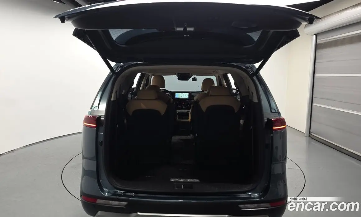 Kia Carnival 2022 2.2 автомат (гидро), фото 20 Kia Carnival 2022 2.2 автомат (гидро), фото 20