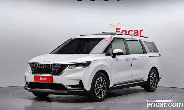 Kia Carnival, 2023, 43 050 км