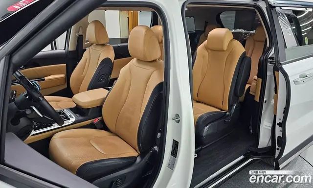 Kia Carnival 2023 3.5 автомат (гидро), миниатюра 11 Kia Carnival 2023 3.5 автомат (гидро), миниатюра 11