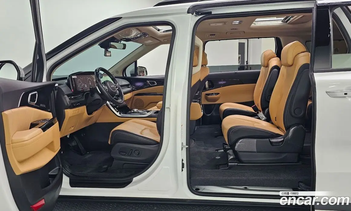 Kia Carnival 2023 3.5 автомат (гидро), фото 18 Kia Carnival 2023 3.5 автомат (гидро), фото 18