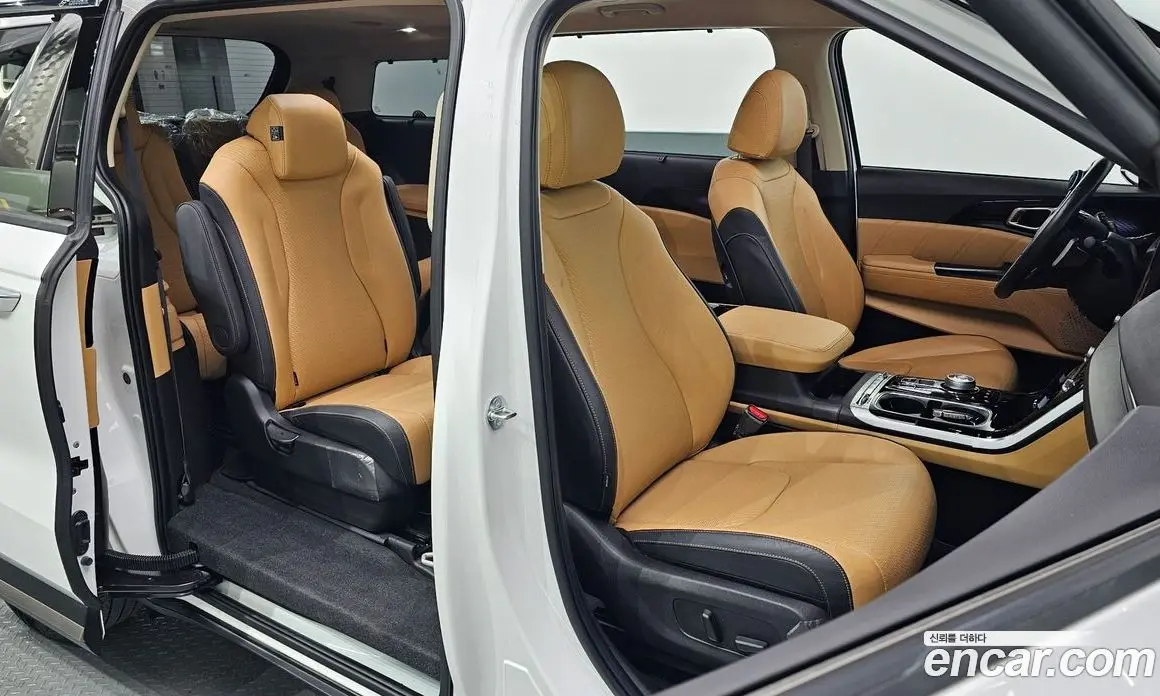 Kia Carnival 2023 3.5 автомат (гидро), фото 10 Kia Carnival 2023 3.5 автомат (гидро), фото 10