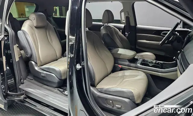 Kia Carnival 2024 2.2 автомат (гидро), миниатюра 11 Kia Carnival 2024 2.2 автомат (гидро), миниатюра 11