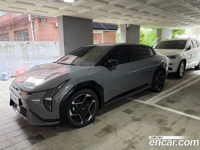 Kia EV4 2026 автомат (гидро), миниатюра 8