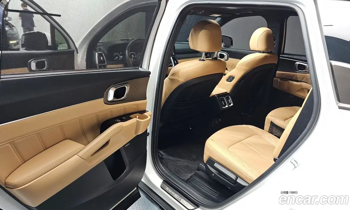 Kia Sorento 2022 1.6 автомат (гидро), фото 11 Kia Sorento 2022 1.6 автомат (гидро), фото 11