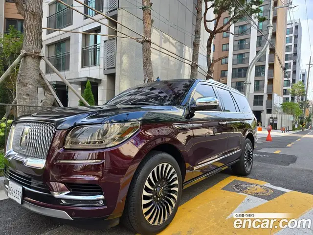 Lincoln Navigator, 2018, 76 500 км