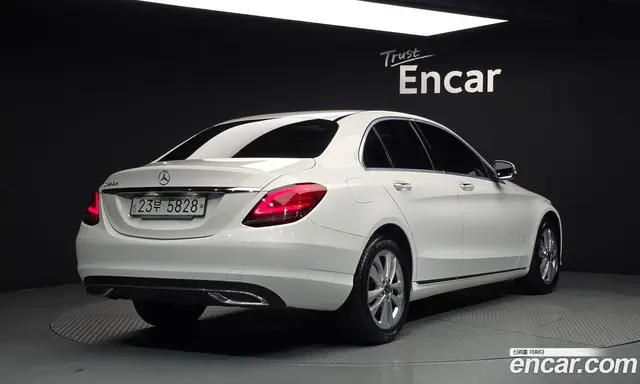 Mercedes-Benz C-Class 2019 1.9 автомат (гидро), миниатюра 2 Mercedes-Benz C-Class 2019 1.9 автомат (гидро), миниатюра 2