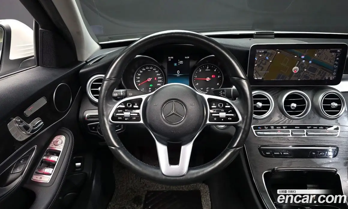 Mercedes-Benz C-Class 2019 1.9 автомат (гидро), фото 13 Mercedes-Benz C-Class 2019 1.9 автомат (гидро), фото 13
