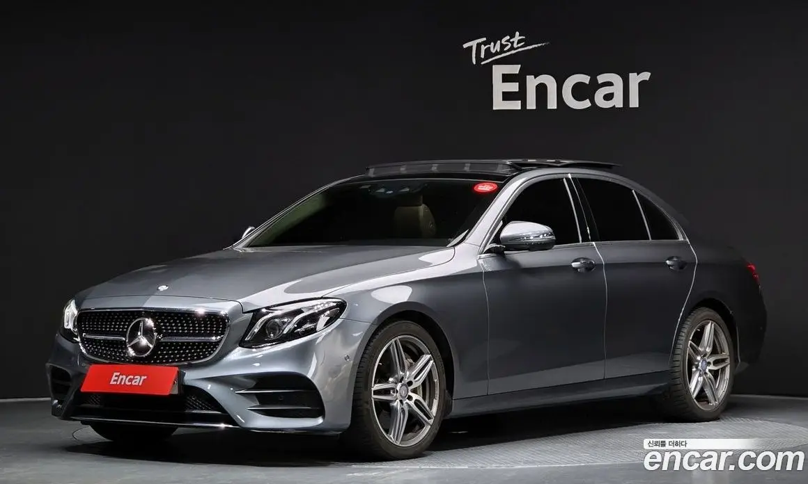 Mercedes-Benz E-Class 2017 3.0 автомат (гидро), фото 1 Mercedes-Benz E-Class 2017 3.0 автомат (гидро), фото 1