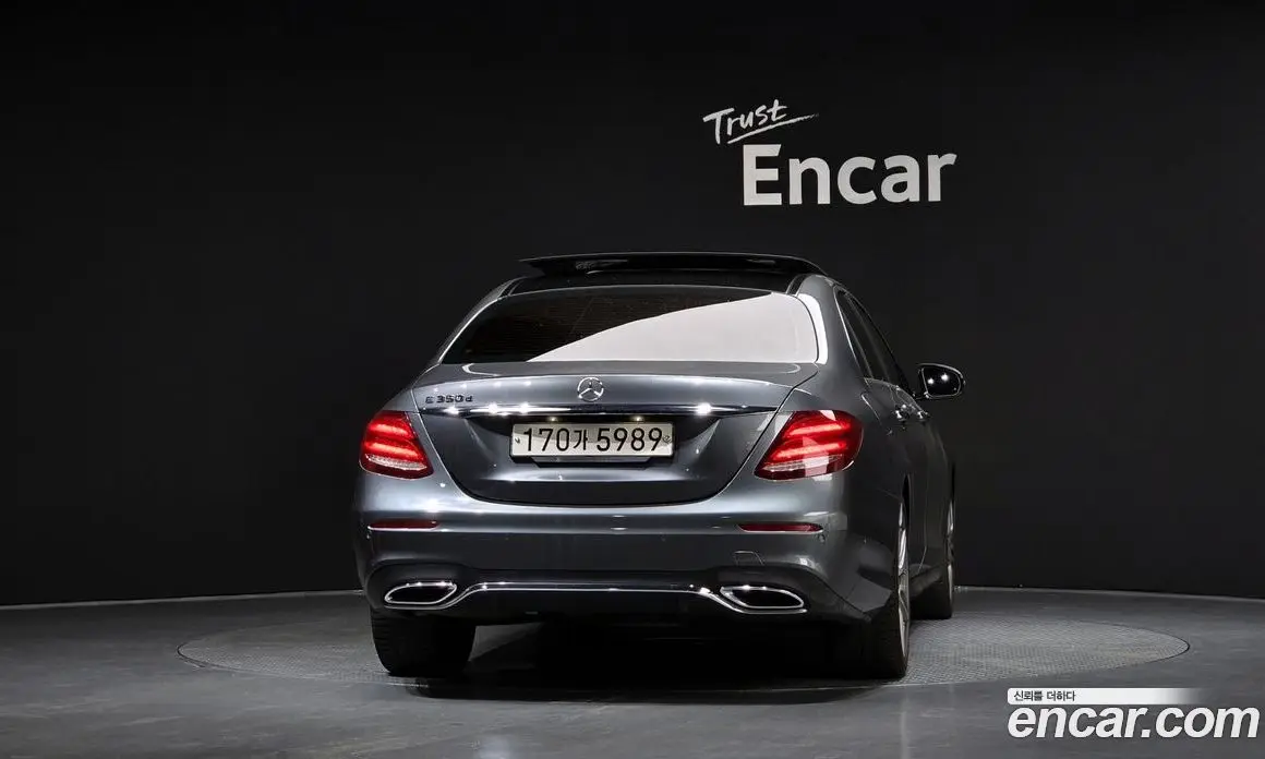 Mercedes-Benz E-Class 2017 3.0 автомат (гидро), фото 4 Mercedes-Benz E-Class 2017 3.0 автомат (гидро), фото 4