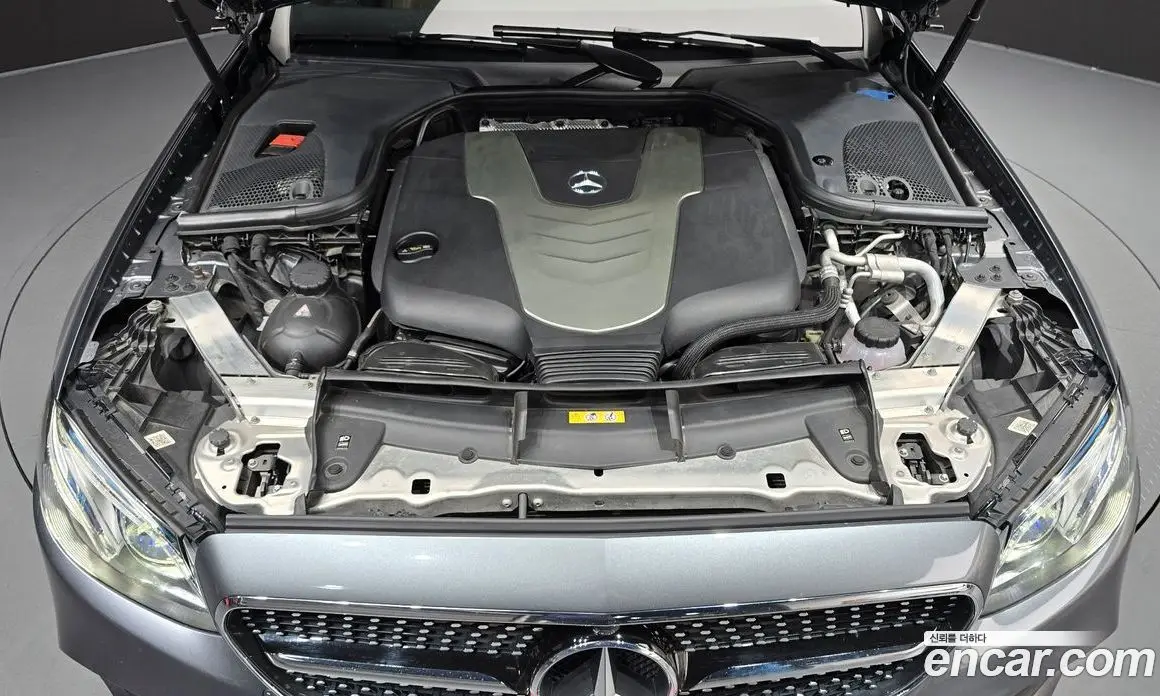 Mercedes-Benz E-Class 2017 3.0 автомат (гидро), фото 6 Mercedes-Benz E-Class 2017 3.0 автомат (гидро), фото 6