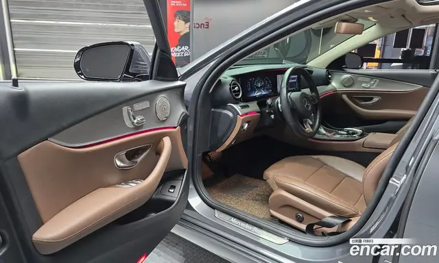 Mercedes-Benz E-Class 2017 3.0 автомат (гидро), миниатюра 10 Mercedes-Benz E-Class 2017 3.0 автомат (гидро), миниатюра 10