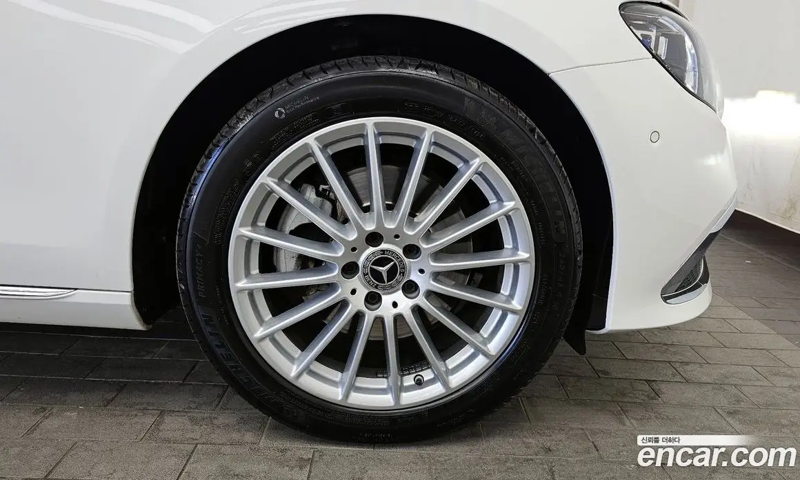 Mercedes-Benz E-Class 2020 2.0 автомат (гидро), фото 5