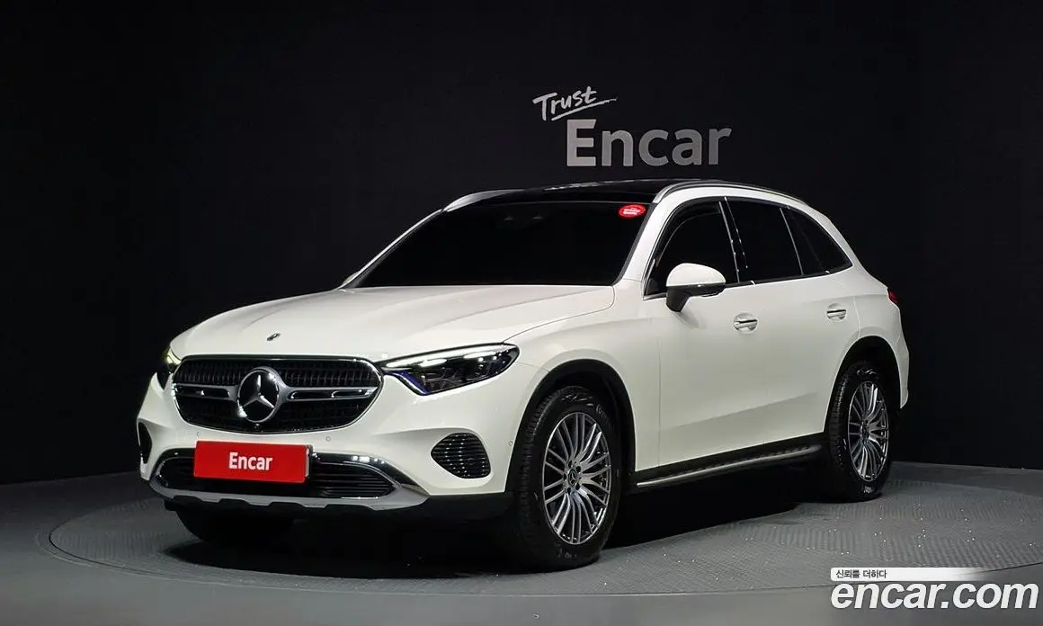 Mercedes-Benz GLC-Class 2025 2.0 автомат (гидро), фото 1 Mercedes-Benz GLC-Class 2025 2.0 автомат (гидро), фото 1