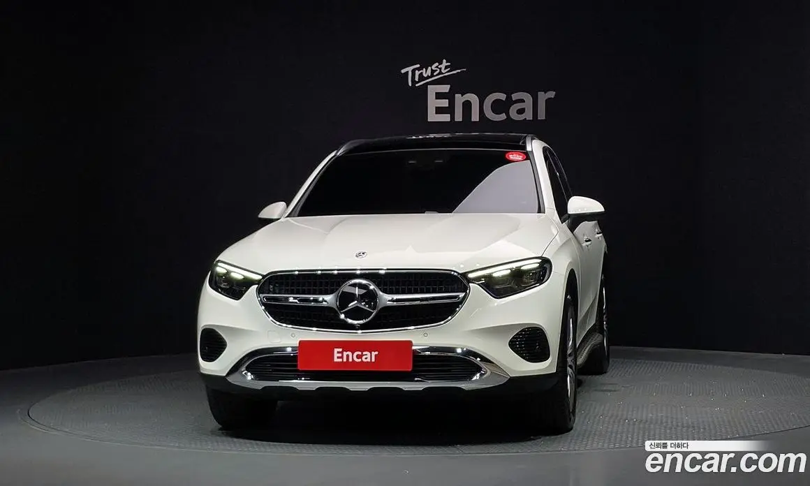 Mercedes-Benz GLC-Class 2025 2.0 автомат (гидро), фото 3 Mercedes-Benz GLC-Class 2025 2.0 автомат (гидро), фото 3