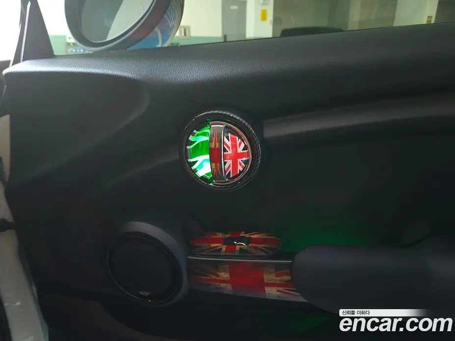 Mini Cooper 2014 1.5 автомат (гидро), фото 2 Mini Cooper 2014 1.5 автомат (гидро), фото 2