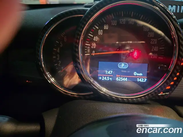 Mini Cooper 2014 1.5 автомат (гидро), миниатюра 3 Mini Cooper 2014 1.5 автомат (гидро), миниатюра 3