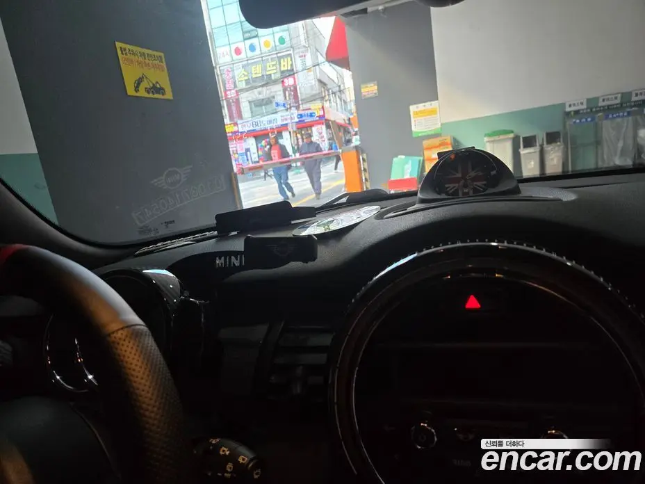 Mini Cooper 2014 1.5 автомат (гидро), фото 9 Mini Cooper 2014 1.5 автомат (гидро), фото 9