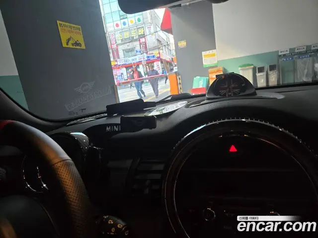 Mini Cooper 2014 1.5 автомат (гидро), миниатюра 9 Mini Cooper 2014 1.5 автомат (гидро), миниатюра 9