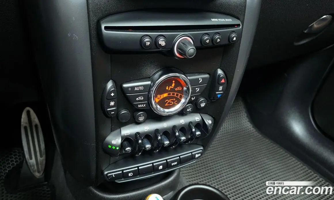 Mini Countryman 2012 2.0 автомат (гидро), фото 17 Mini Countryman 2012 2.0 автомат (гидро), фото 17