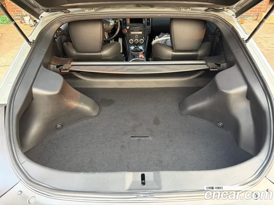 Nissan 370Z 2009 3.7 механика, фото 16 Nissan 370Z 2009 3.7 механика, фото 16