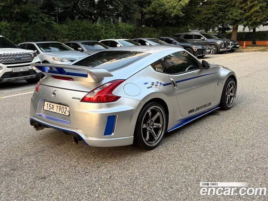 Nissan 370Z 2009 3.7 механика, фото 4 Nissan 370Z 2009 3.7 механика, фото 4