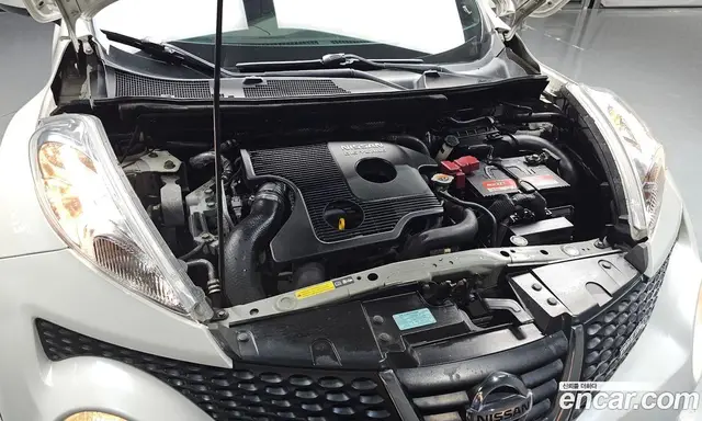 Nissan Juke 2013 1.6 автомат (гидро), миниатюра 6
