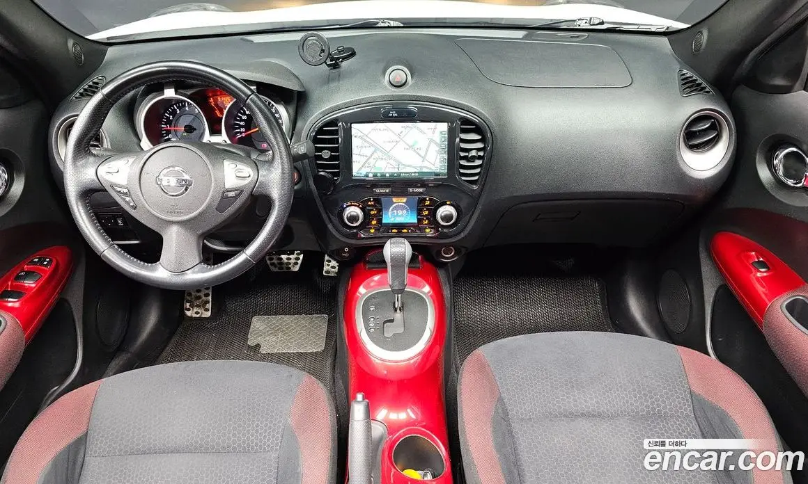 Nissan Juke 2013 1.6 автомат (гидро), фото 7