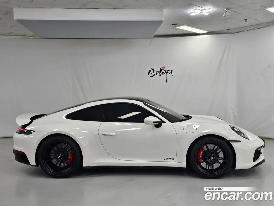 Porsche 911 2023 3.0 автомат (гидро), фото 5 Porsche 911 2023 3.0 автомат (гидро), фото 5