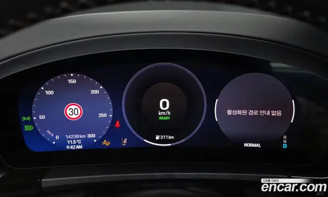 Porsche Macan 2025 0.2 автомат (гидро), миниатюра 8