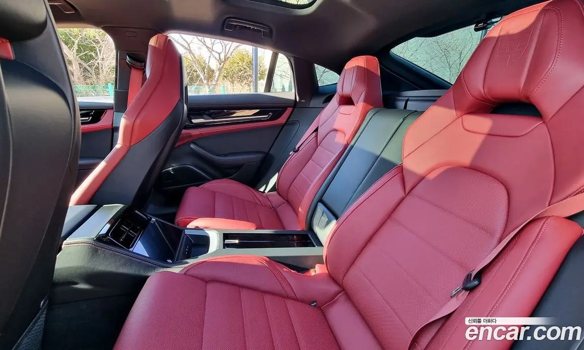 Porsche Panamera 2025 2.9 автомат (гидро), фото 13 Porsche Panamera 2025 2.9 автомат (гидро), фото 13