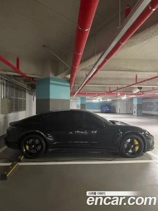 Porsche Taycan 2021 автомат (гидро), миниатюра 4 Porsche Taycan 2021 автомат (гидро), миниатюра 4