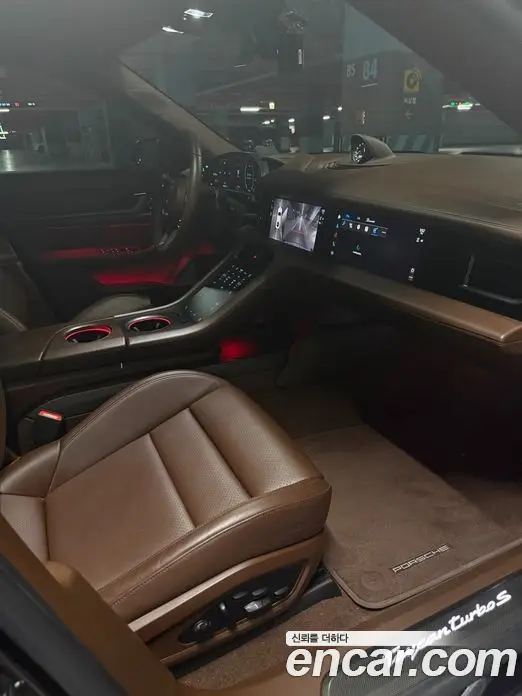 Porsche Taycan 2021 автомат (гидро), фото 7 Porsche Taycan 2021 автомат (гидро), фото 7