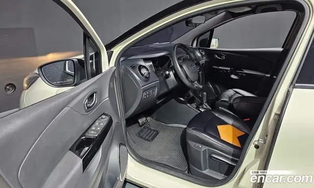 Renault (Samsung) QM3 2014 1.5 автомат (гидро), миниатюра 10 Renault (Samsung) QM3 2014 1.5 автомат (гидро), миниатюра 10