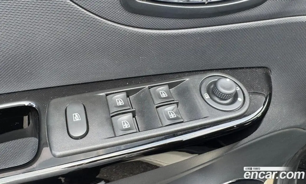 Renault (Samsung) QM3 2016 1.5 автомат (гидро), фото 12 Renault (Samsung) QM3 2016 1.5 автомат (гидро), фото 12