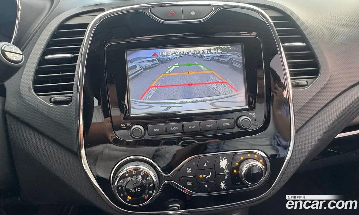 Renault (Samsung) QM3 2016 1.5 автомат (гидро), фото 14 Renault (Samsung) QM3 2016 1.5 автомат (гидро), фото 14