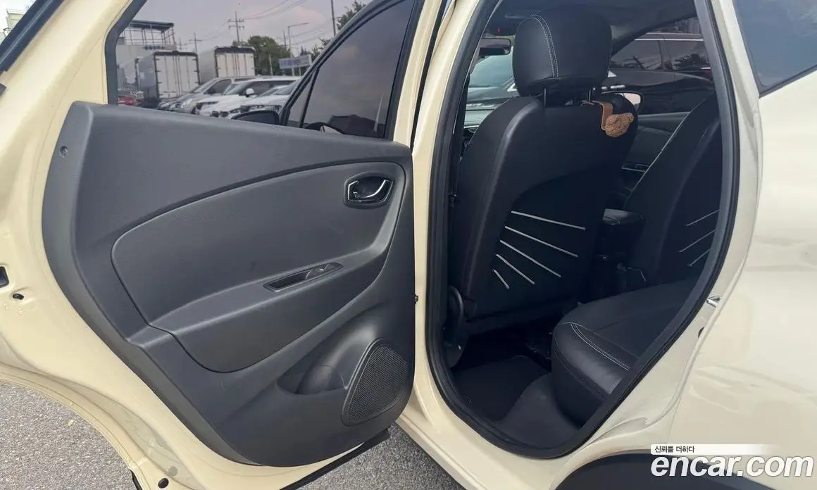 Renault (Samsung) QM3 2016 1.5 автомат (гидро), фото 18 Renault (Samsung) QM3 2016 1.5 автомат (гидро), фото 18