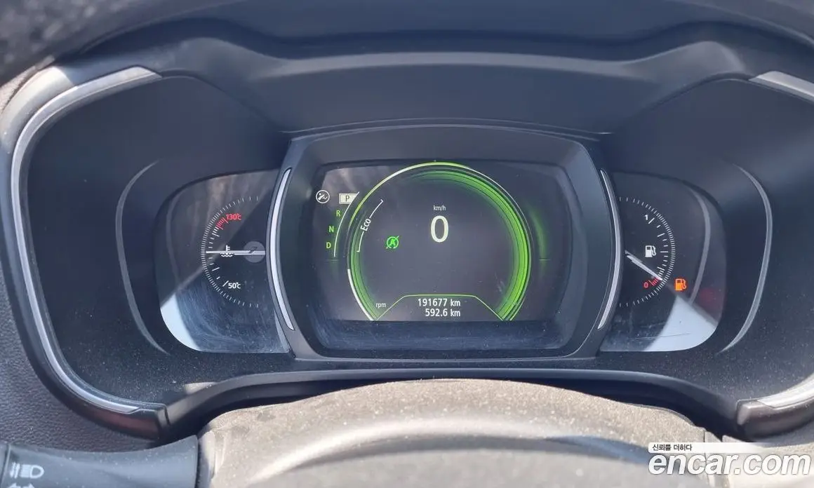 Renault (Samsung) QM6 2016 2.0 автомат (гидро), фото 12 Renault (Samsung) QM6 2016 2.0 автомат (гидро), фото 12