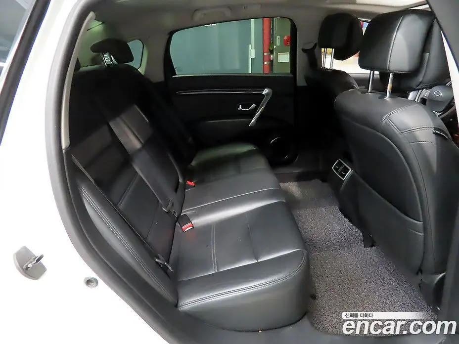 Renault (Samsung) SM7 2013 2.5 автомат (гидро), фото 11 Renault (Samsung) SM7 2013 2.5 автомат (гидро), фото 11