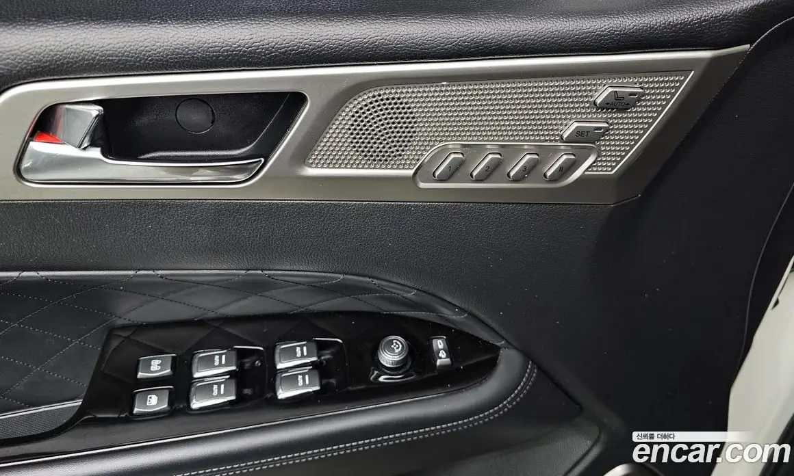 SsangYong Rexton 2017 2.2 автомат (гидро), фото 12