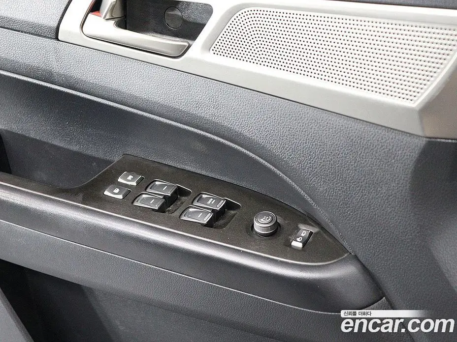 SsangYong Rexton 2018 2.2 автомат (гидро), фото 12