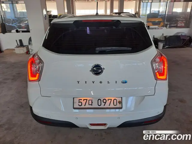 SsangYong TIBOLI 2015 1.6 автомат (гидро), миниатюра 4