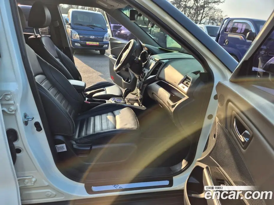 SsangYong TIBOLI 2015 1.6 автомат (гидро), фото 15