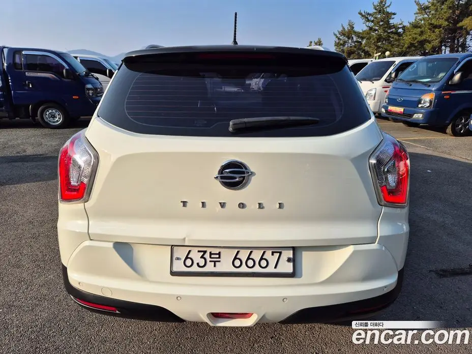 SsangYong TIBOLI 2015 1.6 автомат (гидро), фото 6