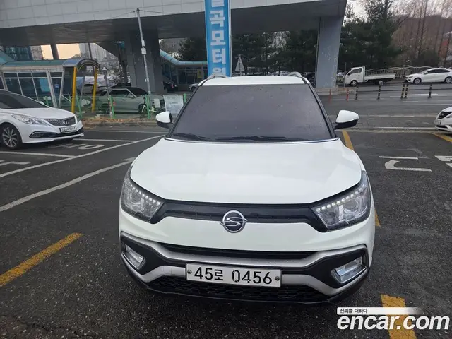 SsangYong TIBOLI 2016 1.6 автомат (гидро), миниатюра 2