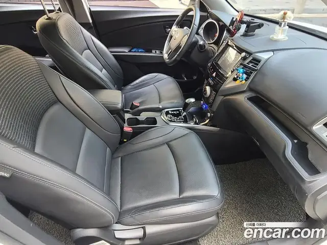 SsangYong TIBOLI 2018 1.6 автомат (гидро), миниатюра 12