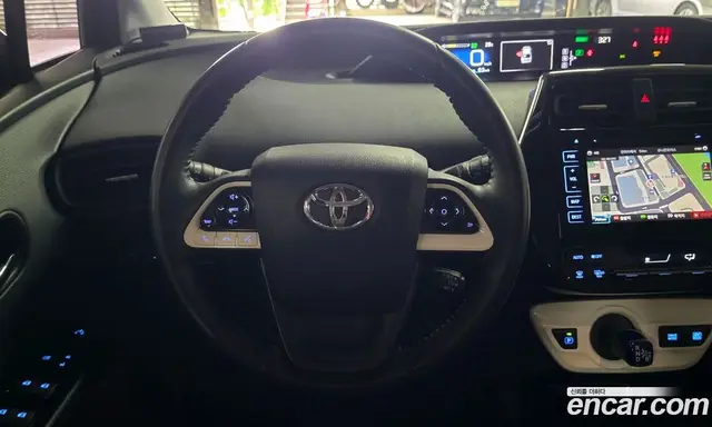 Toyota Prius 2017 1.8 автомат (гидро), миниатюра 8
