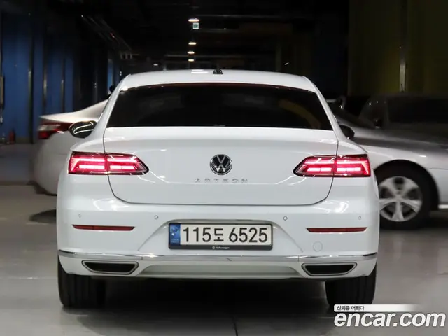 Volkswagen Arteon 2022 2.0 автомат (гидро), миниатюра 3 Volkswagen Arteon 2022 2.0 автомат (гидро), миниатюра 3