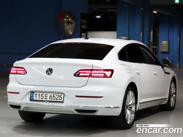 Volkswagen Arteon 2022 2.0 автомат (гидро), миниатюра 4 Volkswagen Arteon 2022 2.0 автомат (гидро), миниатюра 4