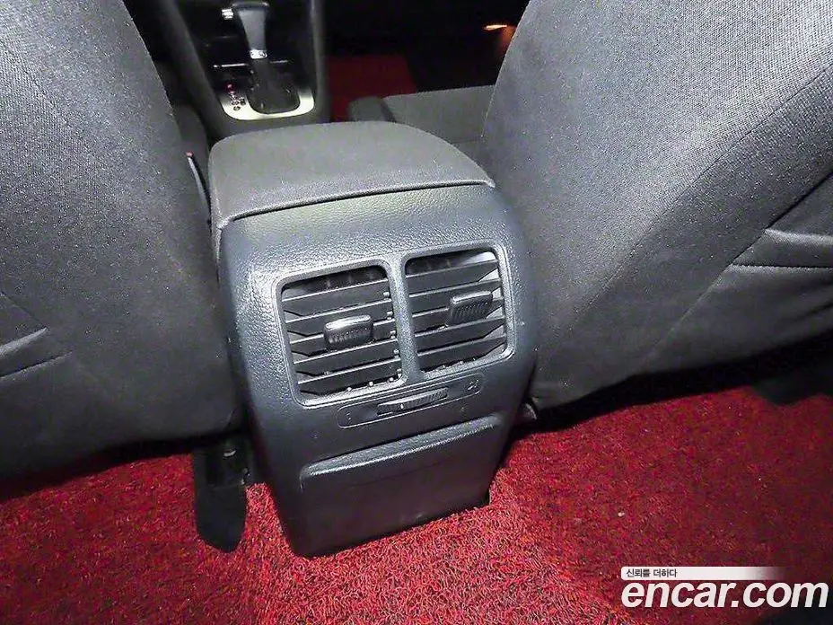 Volkswagen Golf 2010 2.0 автомат (гидро), фото 14