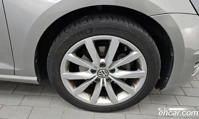 Volkswagen Golf 2013 2.0 автомат (гидро), миниатюра 5 Volkswagen Golf 2013 2.0 автомат (гидро), миниатюра 5